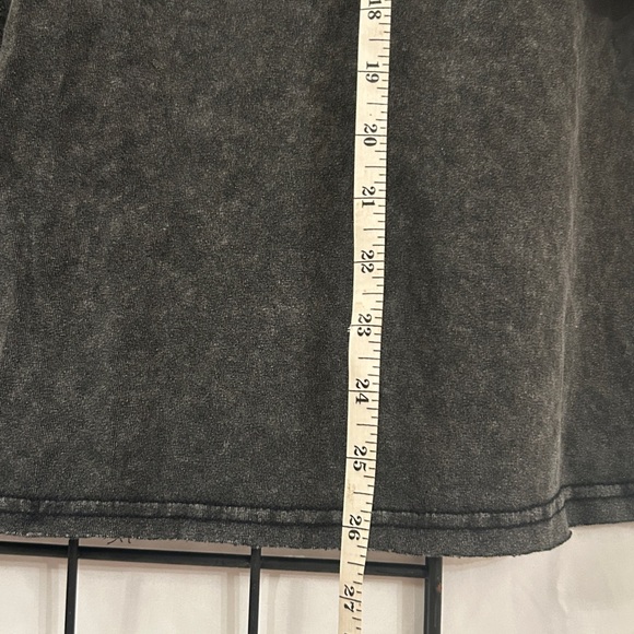 SHEIN Charcoal Gray Star Embelished t-Shirt 
Size XL - Picture 7 of 7